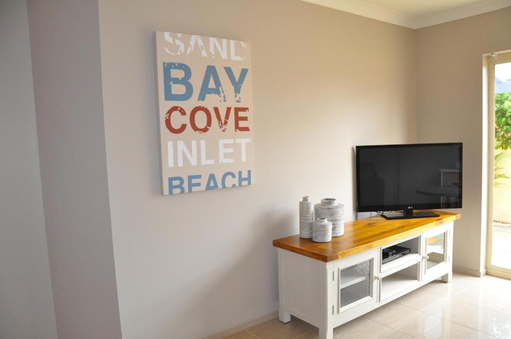 Marty'S @ Little Beach Nelson Bay Room photo